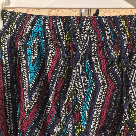 Multicolor Beach Shorts - Picture 5 of 5